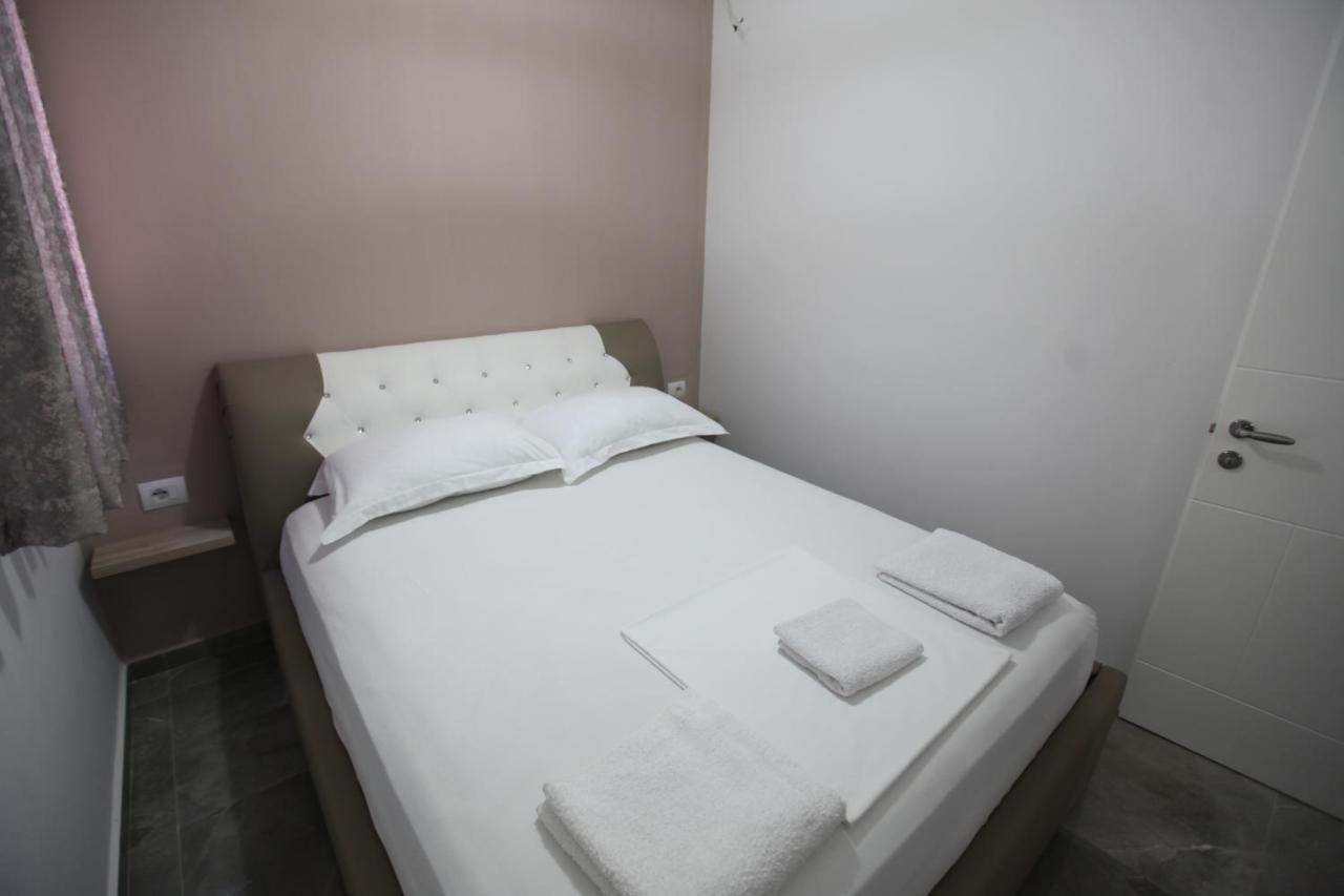 Vila Anhel Εξαμίλιο Εξωτερικό φωτογραφία