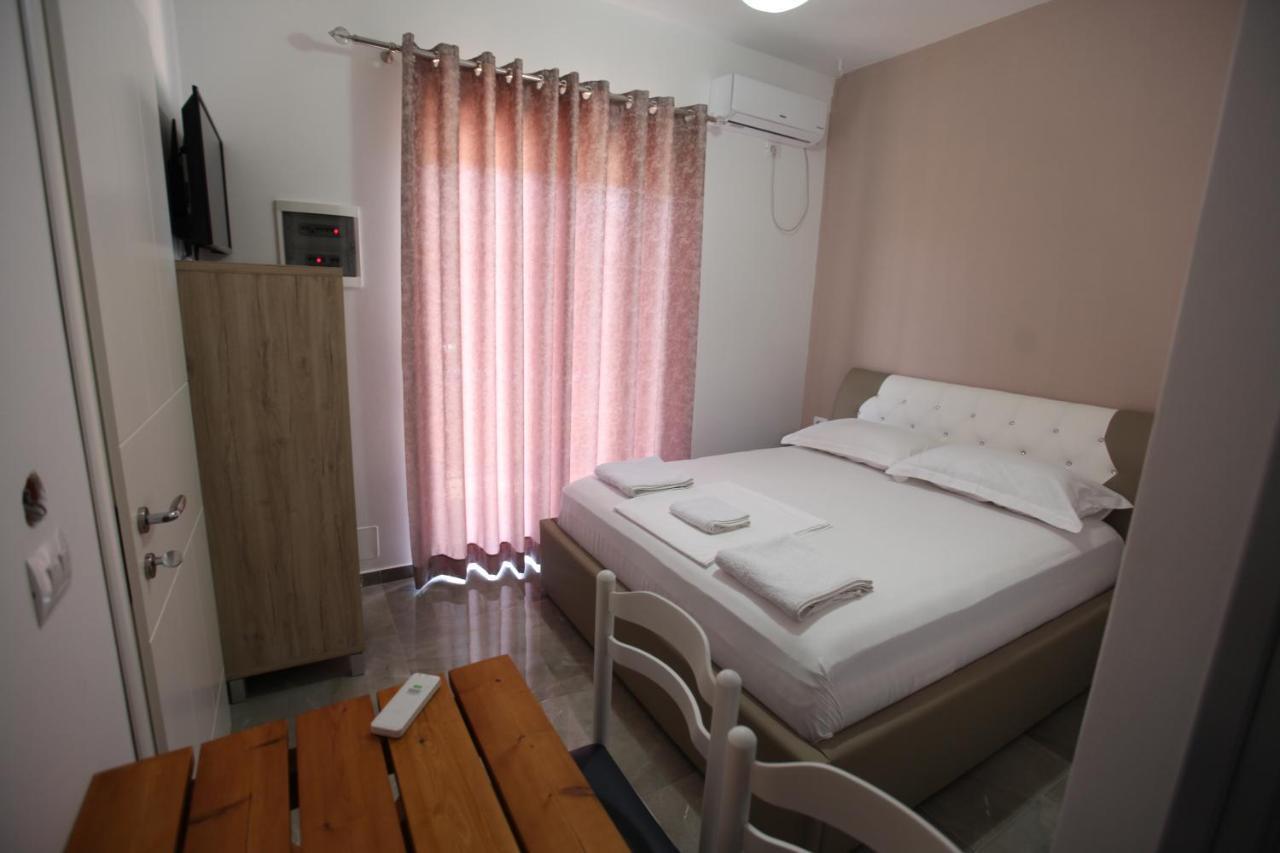 Vila Anhel Εξαμίλιο Εξωτερικό φωτογραφία