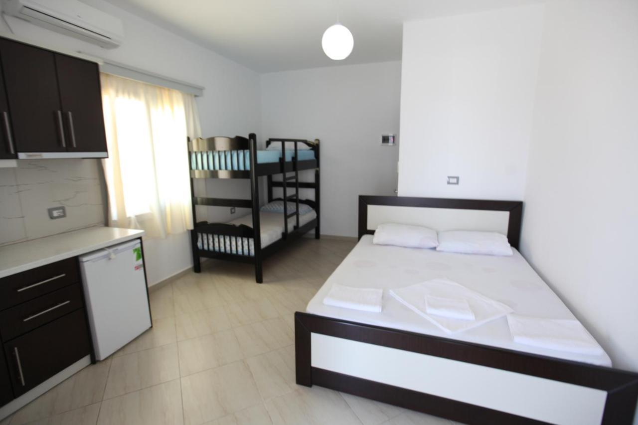 Vila Anhel Εξαμίλιο Εξωτερικό φωτογραφία