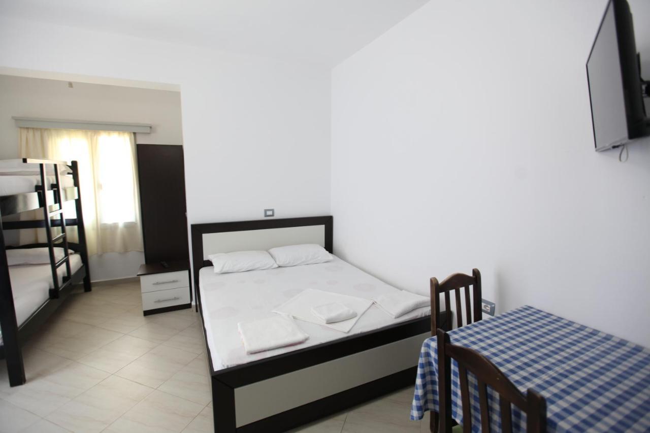 Vila Anhel Εξαμίλιο Εξωτερικό φωτογραφία